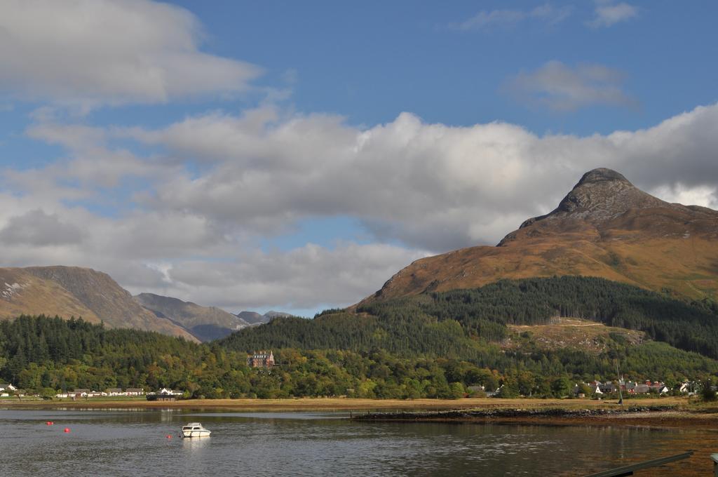 Bluebell Cottage With Hot Tub Ballachulish Exteriör bild